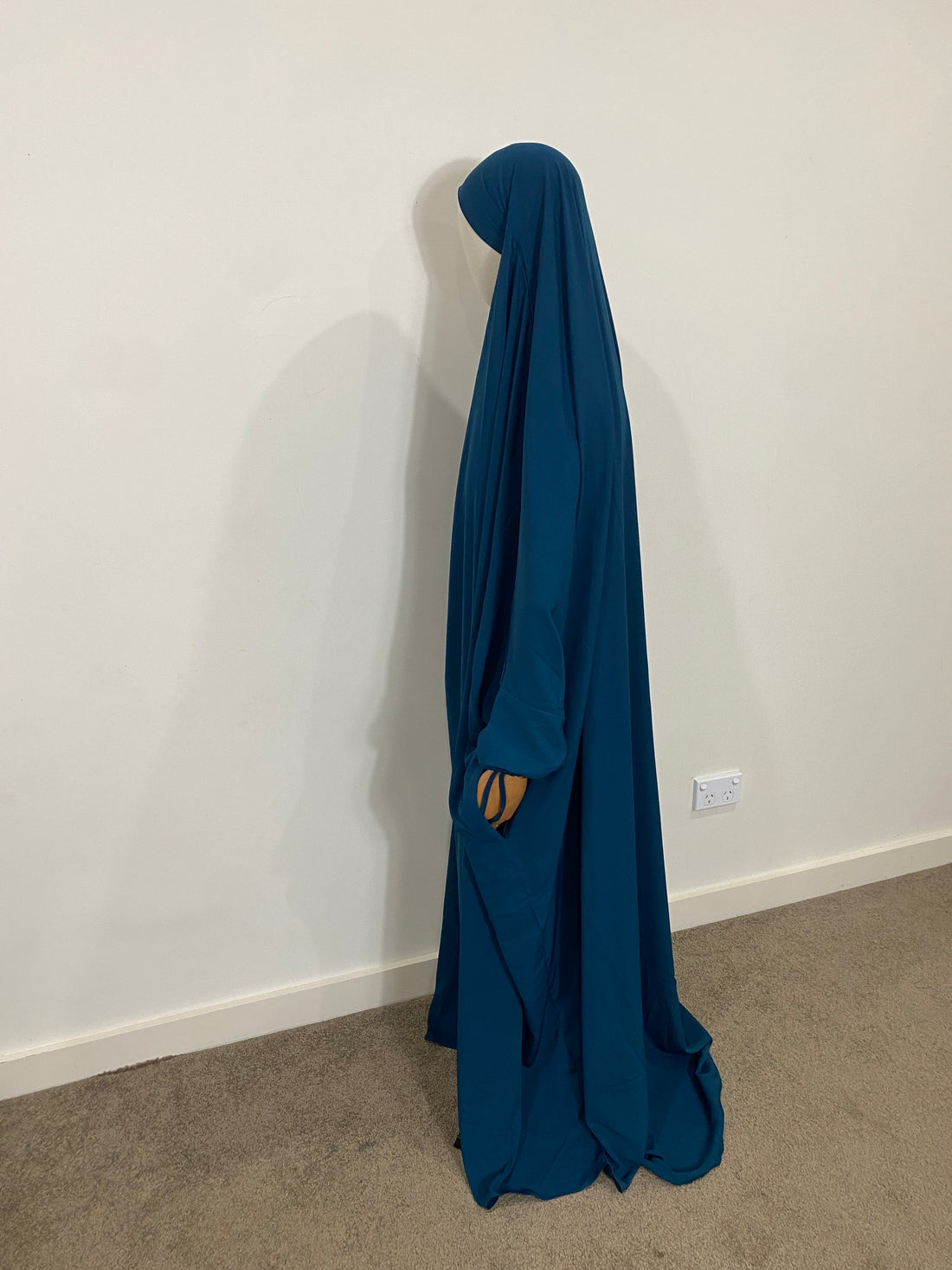 Standard French Jilbab - Wool peach